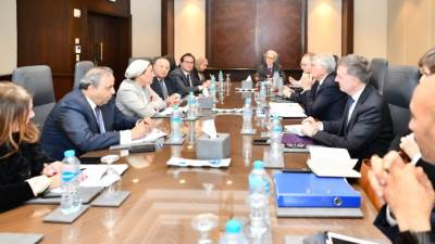 وزيرة البيئة تلتقى ممثل المفوضية الأوروبية لبحث تطبيق آلية تعديل الحدود الكربونية في مصر