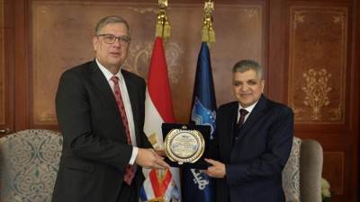 الفريق ربيع:"قناة السويس مستمرة في تقديم كافة خدماتها رغم التحديات الراهنة