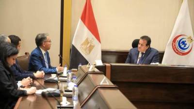 وزير الصحة يستقبل مؤسس الجمعية العالمية لزراعة كبد الأطفال