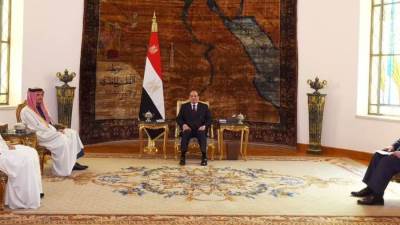 الرئيس السيسي ووزير خارجية قطر يحذران من خطورة التصعيد الإسرائيلي في رفح