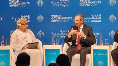 وزير الاتصالات يشارك فى جلسة ضمن فعاليات منتدى الإدارة الحكومية العربية