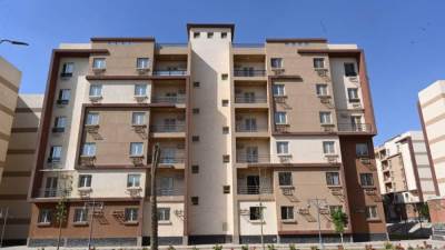 وزير الإسكان يتفقد الموقف التنفيذى للوحدات السكنية بمشروع "زهرة العاصمة"