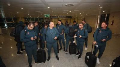 بعثة النادي الأهلي تصل الجزائر استعدادا لمواجهة شباب بلوزداد بدوري أبطال إفريقيا