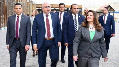 وزيرة الهجرة تزور مدرسة إيجيبت جولد للتكنولوجيا التطبيقية بمدينة العبور