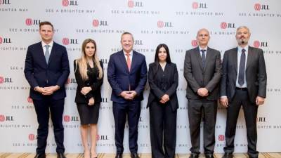 جيه إل إل: محافظ واستثمارات متنوعة في القطاعات عالية الطلب لتعزيز مرونة السوق العقاري