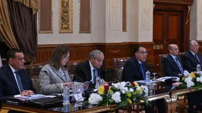 رئيس الوزراء يوجه المحافظين برصد أى تعدٍ على الأراضى الزراعية: الملف خط أحمر