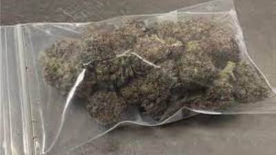 جمارك مطار الغردقة تضبط محاولتى تهريب كمية من مخدرى الحشيش والماريجوانا