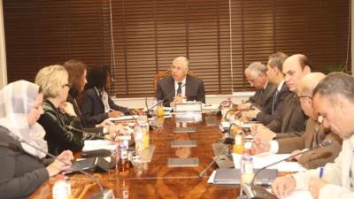 وزير الزراعة يبحث مع  المدير الإقليمي للتنمية المستدامة بالبنك الدولي المشروعات المشتركة والتعاون