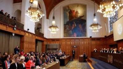 وزير الخارجية الفلسطيني يعرض 5 خرائط تؤكد احتلال الأراضي الفلسطينية دون حق