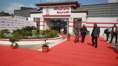 مجلس إدارة الأهلى يصل نادي الزمالك فى زيارة ودية