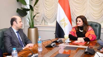 وزيرة الهجرة تتابع جهود إطلاق منصة التسوق الإلكترونية للمصريين بالخارج