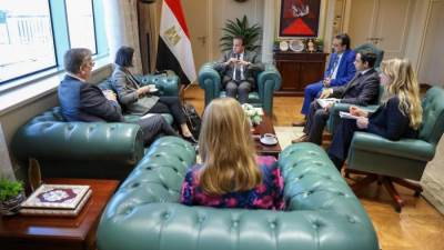 وزير الصحة يناقش سبل التعاون بين مصر وهولندا في دعم القطاع الصحي المصري