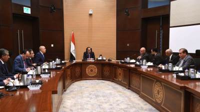 رئيس الوزراء يلتقي مسئولي تحالف مصري– سعودي للمساهمة في تنفيذ عدد من المشروعات بالمملكة