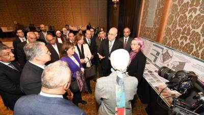وزيرا الإسكان والبيئة يفتتحان معرض المشروعات المقدمة لمسابقة تصميم "الإسكان الأخضر"