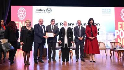 وزيرة التضامن الاجتماعي تشهد الندوة السنوية للمؤسسة الروتارية تحت عنوان "دور المجتمع المدني في السلام والتنمية"