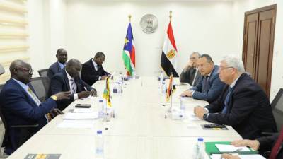 وزيرا التعليم بمصر وجنوب السودان يشهدان توقيع تفاهم لإنشاء فرع دولي لجامعة الإسكندرية بجنوب السودان