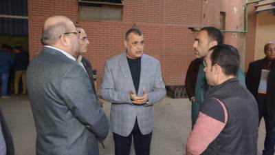 "محمد صلاح" للعاملين: علينا جميعاً العمل بكل جد للنهوض بالإنتاج الحربي