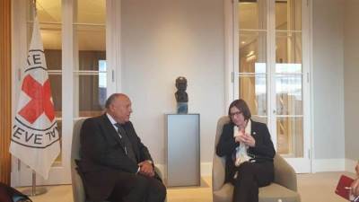 وزير الخارجية يلتقي مع رئيسة اللجنة الدولية للصليب الأحمر