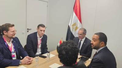 وزير الاتصالات يبحث مع نظيره بالبحرين التعاون فى مجالات التحول الرقمى