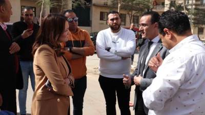 مساعد وزير الإسكان ونائبة محافظ الجيزة يتفقدان منطقة روضة حدائق أكتوبر