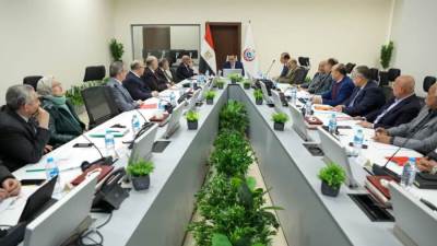 وزير الصحة يوجه بإعداد دراسة لتطوير ورفع كفاءة مستشفى رأس الحكمة المركزي