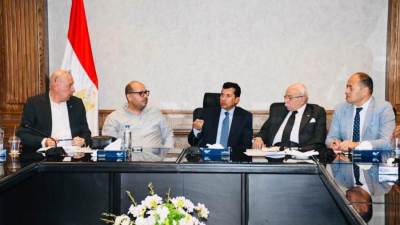 وزير الرياضة يناقش استعدادات مشاركة مصر فى دورتى الألعاب الإفريقية والأوليمبية