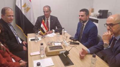 الاتصالات يبحث مع مسئولى شركات "برودكوم" Broadcom و"إريكسون "Ericsson وهواوى Huawei