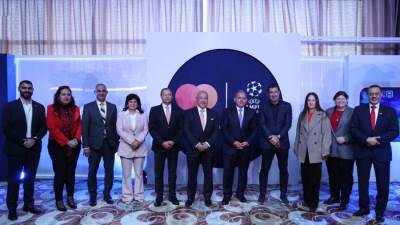 البنك الأهلي المصري وماستركارد يطلقان بطاقة دوري أبطال أوروبا الائتمانية UEFA Champions League