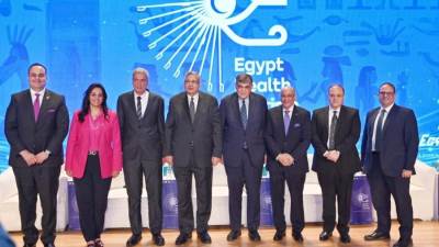 رئيس هيئة الدواء المصرية يشارك في فعاليات الجلسة الأولى من المؤتمر الدولي للسياحة الصحية