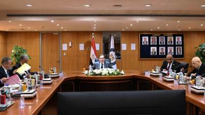 البترول: جارى الانتھاء من معالجة البیانات السیزمیة بالبحر الأحمر تمھیدا لحفر آبار