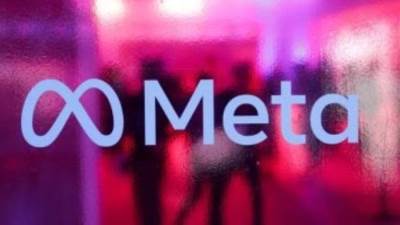 عطل يضرب فيس بوك وإنستجرام ويؤدى لخروج المستخدمين