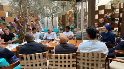 وزير الرياضة يجتمع بأعضاء بعثتي الأهلي والزمالك قبيل النهائي المرتقب