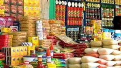 انخفاض أسعار 10 سلع بعد تحريك سعر الصرف أبرزها الأرز والفول والمكرونة