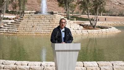 رئيس الوزراء يتفقد النُزل البيئي الجديد ومركز الزوار الجديد