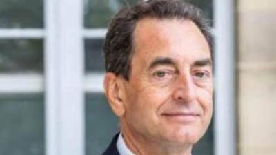 سفير فرنسا لدى مصر يهنئ شيخ الأزهر الشريف بمناسبة حلول شهر رمضان