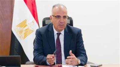 وزير الرى يعلن مواعيد العمل فى رمضان بالوزارة.. من 9 صباحا حتى 2 ظهرا