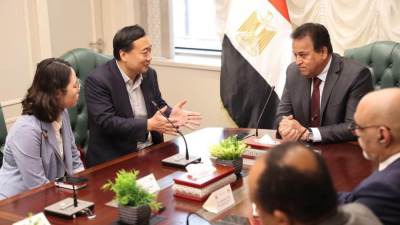 وزير الصحة يناقش مع شركة "هواوي" الصينية " مستجدات التعاون المشترك في القطاع الصحي