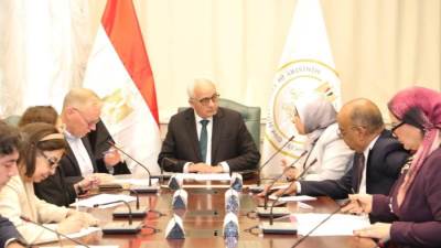 وزير التعليم يعقد اجتماعًا لاستعراض كافة الاجراءات التحضيرية لإطلاق "وثيقة معايير المعلم من أجل الغد"