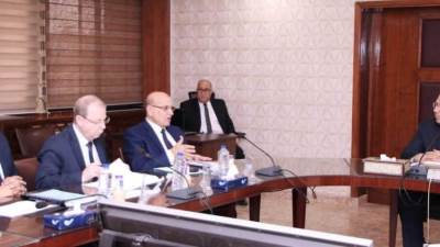 وزير الزراعة يؤكد على تطوير الأداء وسرعة انهاء إجراءات مشروعات النفع العام 