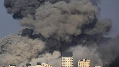 استشهاد 20 فلسطينيًا بينهم أطفال ونساء في قصف إسرائيلي على قطاع غزة