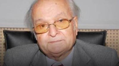 الصحة تنعى الدكتور حمدي السيد نقيب الأطباء الأسبق