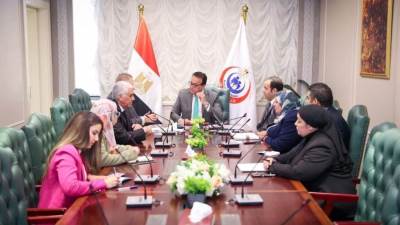 وزير الصحة يؤكد دعم الدولة للاستثمار في القطاع وتطوير الخدمات المقدمة للمواطنين