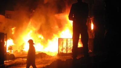 نشوب حريق هائل باستوديو الأهرام بالجيزة في الساعات الأولى من صباح السبت