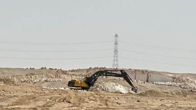 رئيس الجهاز: بدء توسعات محطة الصرف الصحي وترفيق الأراضي المميزة لطرحها بالمنيا الجديدة