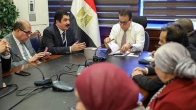 وزير الصحة يستقبل ممثلي الجمعية المصرية لجراحة الأوعية الدموية والتداخلية