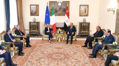 الرئيس السيسي يبحث مع رئيس وزراء إيطاليا التعاون في الأمن الغذائي والانتاج الزراعي