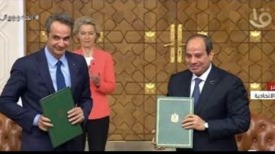 الرئيس السيسى يوقع وثيقة الإعلان السياسى المشترك بين مصر والاتحاد الأوروبى