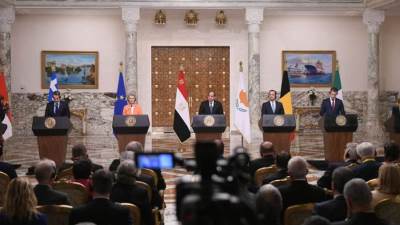 مصر والاتحاد الأوروبي يتفقان على الارتقاء بالعلاقات لمستوى الشراكة الاستراتيجية والشاملة