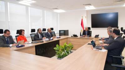 سويلم يتابع موقف دراسة جدوى "تحسين إدارة الموارد المائية على ترع الإبراهيمية وبحر يوسف والقاصد"