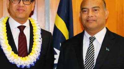 السفير المصرى لدى أستراليا يقدم أوراق اعتماده سفيراً غير مقيم لدى حكومة ناورو